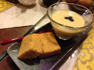 【デザート】安納芋のクリームと豆板醤のマーラーカオ添え