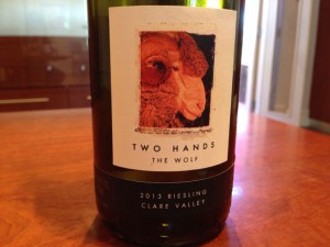 【白】Two Hands Wines Picture Series 'THE WOLF' Riesling Clare Valley 2013